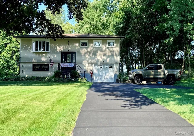 Photo 1 of Single family home for sale at 128 Shear Hl Rd, Carmel, NY 10541 | MLS# 1035678 | Listing updated on 2026-08-23