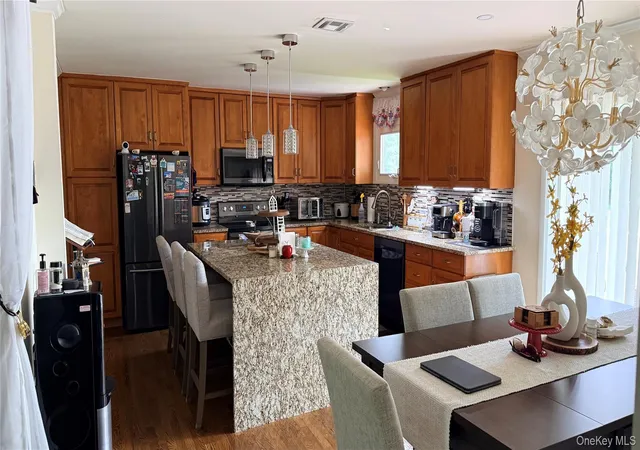 Photo 2 of Single family home for sale at 128 Shear Hl Rd, Carmel, NY 10541 | MLS# 1035678 | Listing updated on 2026-08-23