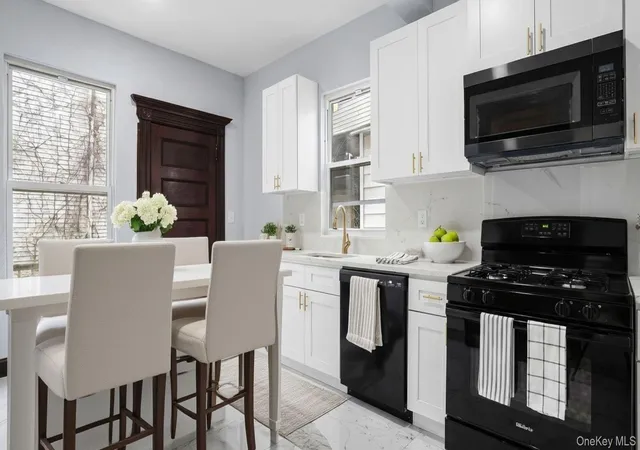 3rd image of 414 E 182Nd St, New York, NY 10457 | MLS# 1035712