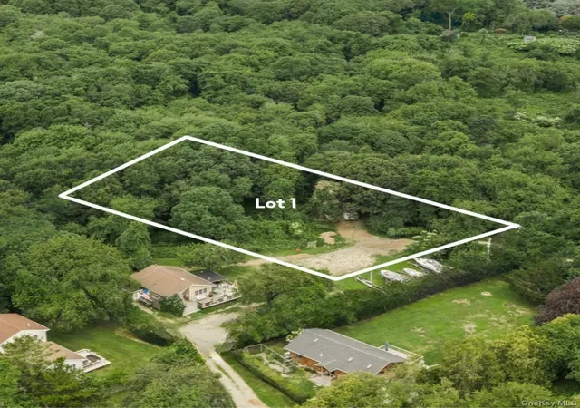 Photo 1 of Land for sale at 33 N Fairfax Rd, East Hampton, NY 11954 | MLS# 1035713 | Listing updated on 2026-09-02