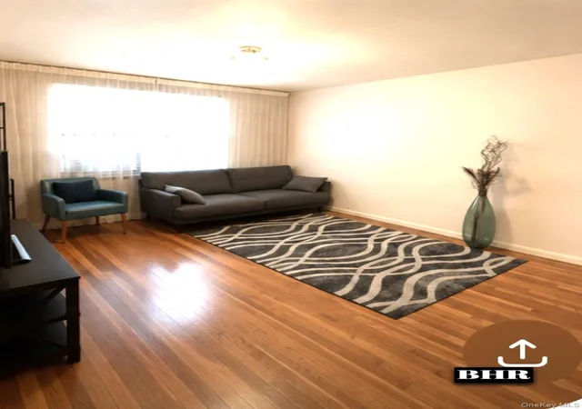 Photo 4 of House for sale at 2615 Homecrest Ave #1B, New York, NY 11235 | MLS# 1035738 | Listing updated on 2026-10-22