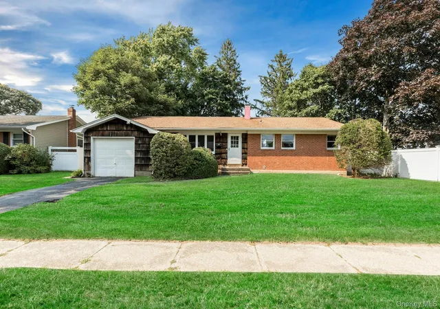Photo 1 of Sale Pending at 39 Alma St, Islip, NY 11782 | MLS# 1035760 | Listing updated on 2026-08-20