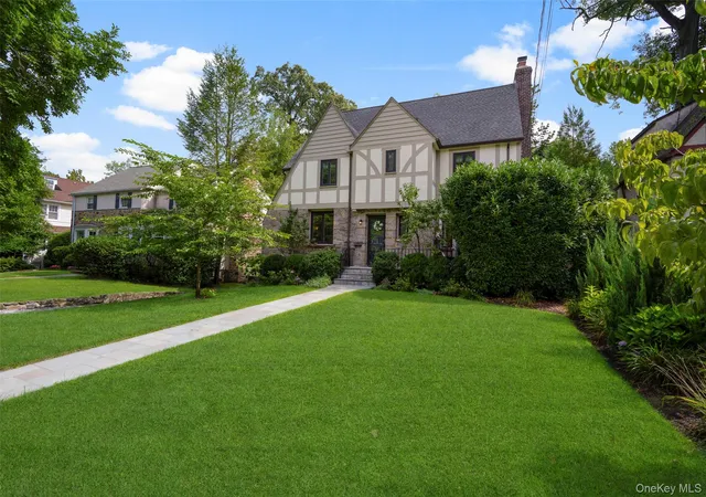 Photo 3 of Single family home for sale at 73 Woodlawn Ave, New Rochelle, NY 10804 | MLS# 1035789 | Listing updated on 2026-09-18