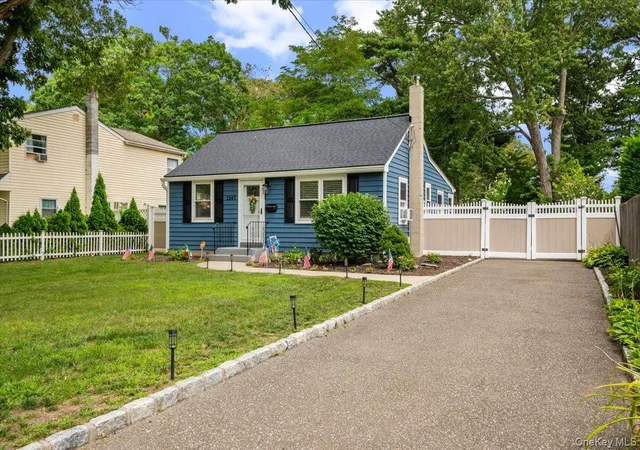 2nd image of 1347 Peters Blvd, Islip, NY 11706 | MLS# 1035792