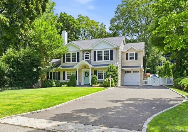 Photo 2 of Sale Pending at 53 Beechwood Dr, Oyster Bay, NY 11545 | MLS# 1035793 | Listing updated on 2026-08-25