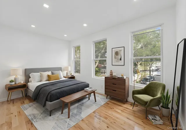 Photo 4 of Single family home for sale at 131-19 86th Road, New York, NY 11418 | MLS# 1035799 | Listing updated on 2026-09-03