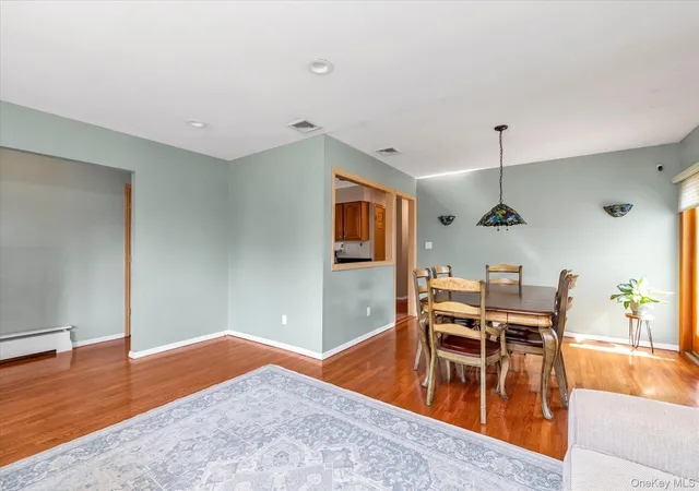 Photo 4 of Sale Pending at 13 Prospect St, Oyster Bay, NY 11801 | MLS# 1035803 | Listing updated on 2026-08-21