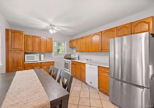 4th image of 27 S Ketcham Ave, Babylon, NY 11701 | MLS# 1035818