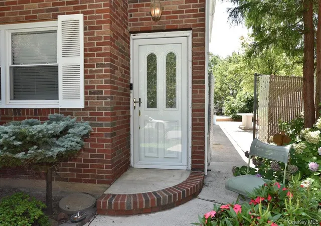 Photo 2 of Sale Pending at 70 Grantwood Ave, New York, NY 10312 | MLS# 1035827 | Listing updated on 2026-08-28