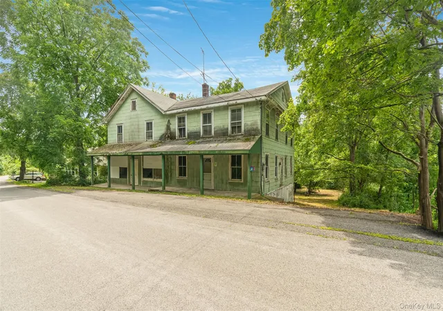 Photo 2 of Single family home for sale at 50 Maple St, Catskill, NY 12414 | MLS# 1035830 | Listing updated on 2026-08-07
