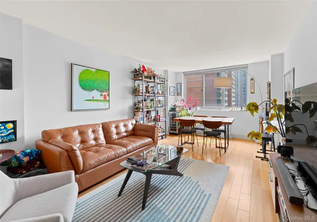 Photo 3 of Condo for sale at 345 E 93rd Street #13G, New York, NY 10128 | MLS# 1035850 | Listing updated on 2026-08-08