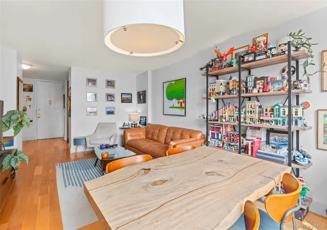 Photo 4 of House for sale at 345 E 93rd Street #13G, New York, NY 10128 | MLS# 1035850 | Listing updated on 2026-08-08