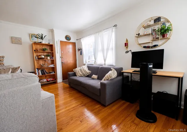 Photo 3 of Condo for sale at 196 08 Pompeii Ave #1B, New York, NY 11423 | MLS# 1035861 | Listing updated on 2026-09-29