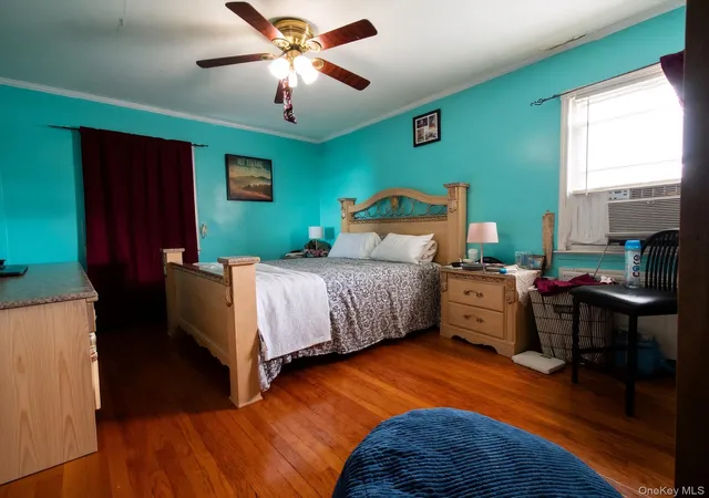 Photo 4 of House for sale at 196-08 Pompeii Ave #1B, New York, NY 11423 | MLS# 1035861 | Listing updated on 2026-09-29