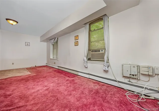 4th image of 51 Edwards St #T, North Hempstead, NY 11577 | MLS# 1035864