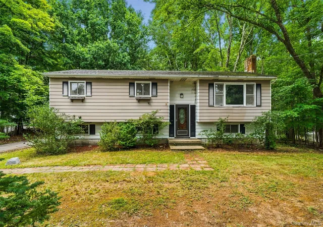 1st image of 804 S Plank Rd, Wawayanda, NY 10973 | MLS# 1035881
