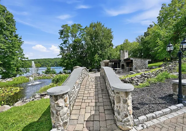 Photo 4 of Single family home for sale at 7 Lake Ave, Monroe, NY 10950 | MLS# 1035894 | Listing updated on 2026-08-17
