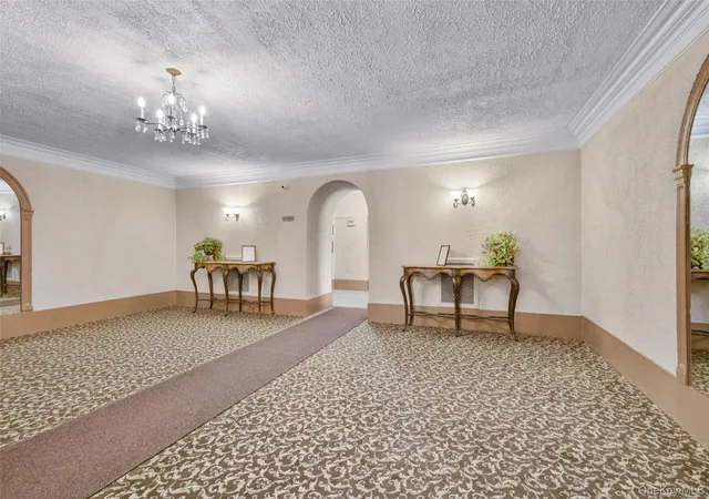 Photo 3 of Sale Pending at 30 Windsor Ter #5A, White Plains, NY 10601 | MLS# 1035910 | Listing updated on 2026-08-15