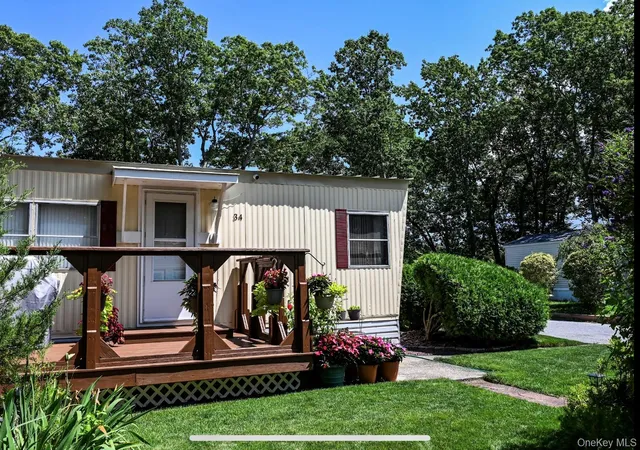 Photo 4 of Manufactured home for sale at 433-34 Mill Rd, Riverhead, NY 11933 | MLS# 1035920 | Listing updated on 2026-09-06