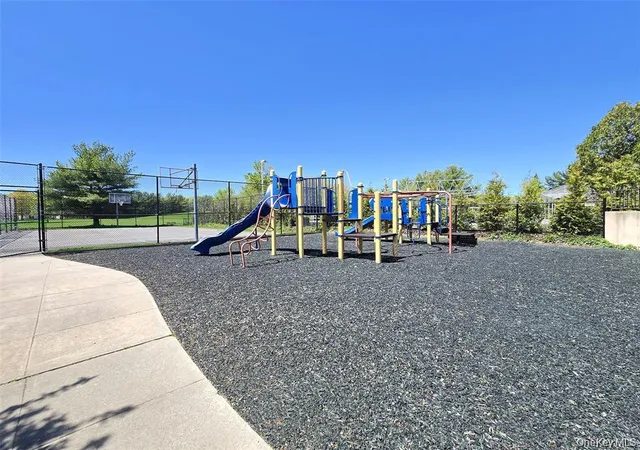 Listing Photo 2 - Condo for sale in building located at 5 Charley Ln, Brookhaven, NY 11953