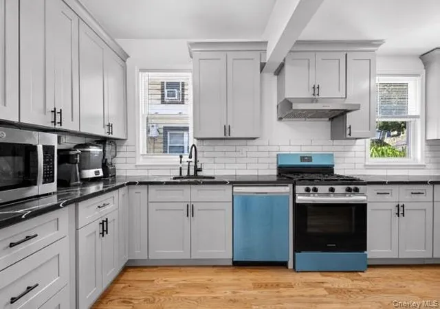 Photo 4 of House for sale at 167-16 43rd Avenue, New York, NY 11358 | MLS# 1035937 | Listing updated on 2026-08-15
