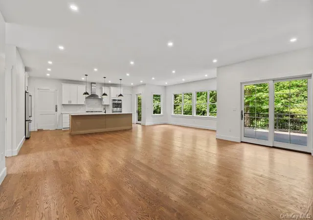Photo 4 of Single family home for sale at 86 Old Logging Rd, Pound Ridge, NY 10506 | MLS# 1035942 | Listing updated on 2026-10-07