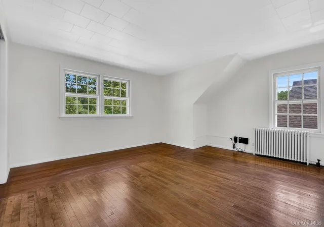 Listing Photo 5 - Condo for sale in building located at 485 Peninsula Blvd, Hempstead, NY 11563