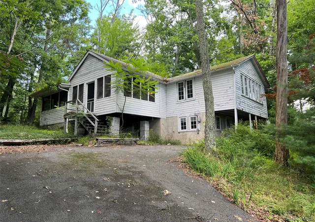 Photo 1 of Single family home for sale at 20 Maple Trl, Mamakating, NY 12790 | MLS# 1035958 | Listing updated on 2026-08-07