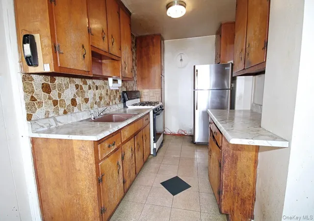 Photo 4 of House for sale at 1935 Shore Pkwy #15A, New York, NY 11214 | MLS# 1035962 | Listing updated on 2026-09-23