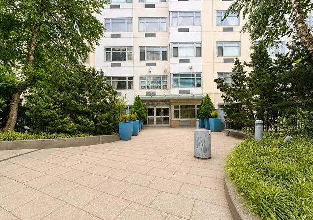 Photo 3 of Condo for sale at 4022 College Point Blvd #9P, New York, NY 11354 | MLS# 1035963 | Listing updated on 2026-09-05
