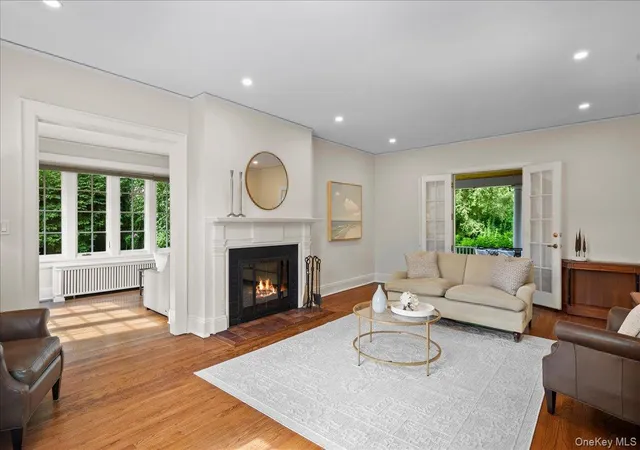 Photo 3 of Sale Pending at 12 Linden Ave, Mamaroneck, NY 10538 | MLS# 1035974 | Listing updated on 2026-09-28