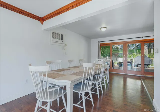 Photo 3 of Single family home for sale at 119 Scotchtown Ave, Goshen, NY 10924 | MLS# 1035987 | Listing updated on 2026-09-23