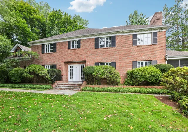 Photo 3 of Single family home for sale at 90 Greenhaven Rd, Rye Town, NY 10580 | MLS# 1036005 | Listing updated on 2026-10-02
