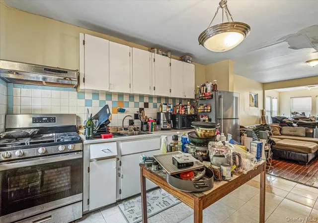 Photo 4 of Sale Pending at 13904 Lakewood Ave, New York, NY 11435 | MLS# 1036009 | Listing updated on 2026-08-20