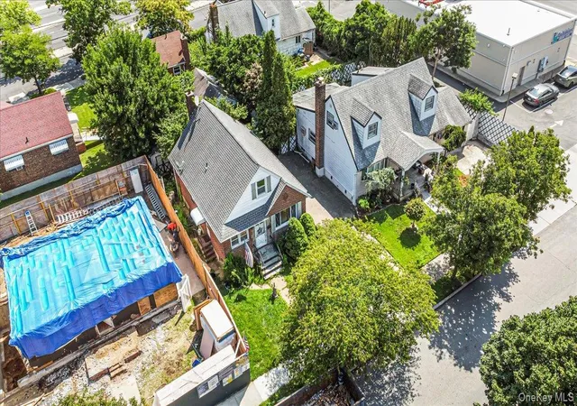 Photo 3 of Sale Pending at 8341 253rd Street, New York, NY 11426 | MLS# 1036052 | Listing updated on 2026-10-28