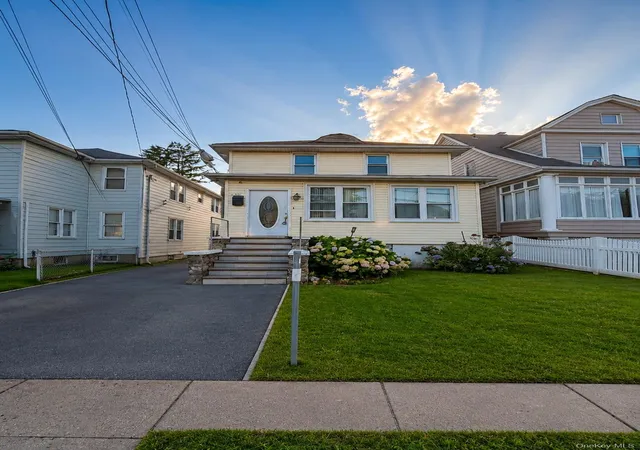 Photo 1 of Sale Pending at 436 Dunham Ave, Mount Vernon, NY 10553 | MLS# 1036057 | Listing updated on 2026-09-05