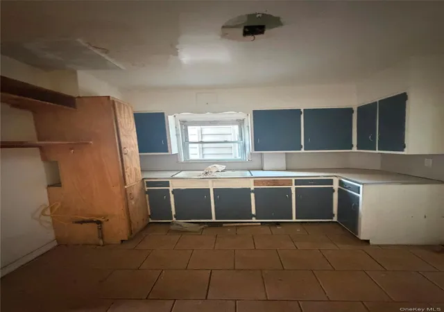 Photo 4 of Single family home for sale at 436 Dunham Ave, Mount Vernon, NY 10553 | MLS# 1036057 | Listing updated on 2026-10-11
