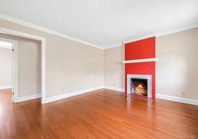 4th image of 288 Nassau Rd, Huntington, NY 11743 | MLS# 1036058