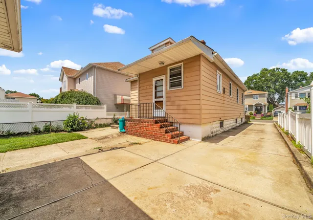 Photo 2 of Sale Pending at 1073 Concord St, Hempstead, NY 11010 | MLS# 1036064 | Listing updated on 2026-08-28