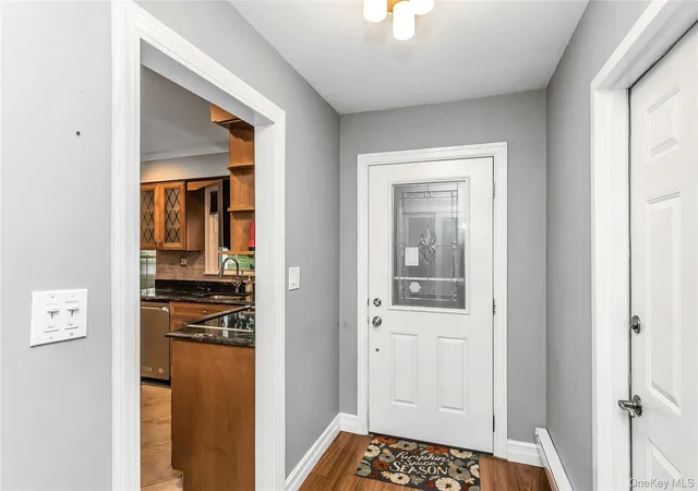 Photo 4 of Condo for sale at 8 Chippendale Dr, Brookhaven, NY 11766 | MLS# 1036070 | Listing updated on 2026-09-01