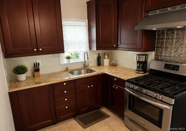 Photo 4 of Single family home for sale at 159 Saint Marks Ave, Hempstead, NY 11520 | MLS# 1036078 | Listing updated on 2026-09-18