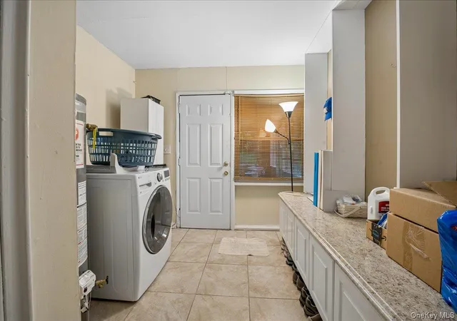 Photo 5 of Single family home for sale at 275 Old Tarrytown Rd, Greenburgh, NY 10603 | MLS# 1036079 | Listing updated on 2026-09-04