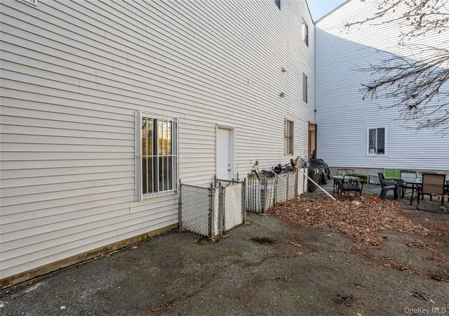 Photo 23 of Single family home for sale at 491 Ilyssa Way, New York, NY 10312 | MLS# 1036097 | Listing updated on 2026-09-02