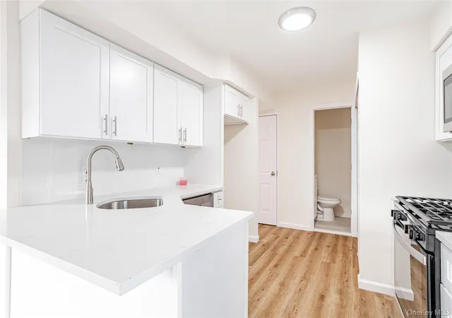 Photo 4 of Sale Pending at 491 Ilyssa Way, New York, NY 10312 | MLS# 1036097 | Listing updated on 2026-09-29