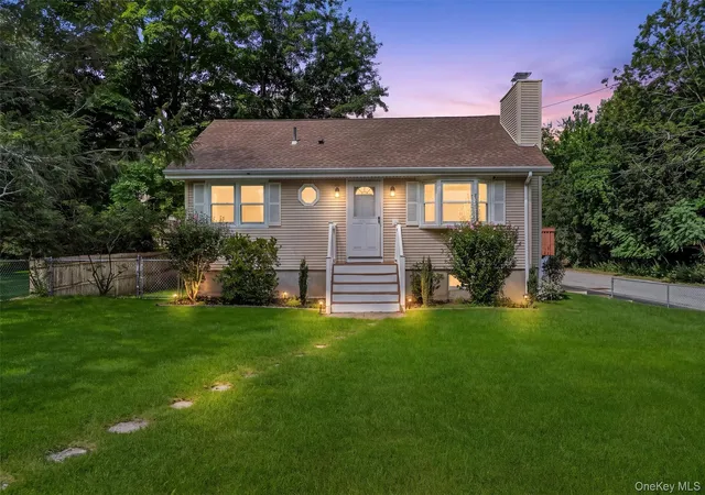 Photo 1 of Sale Pending at 76 Meadow Sweet Rd, Cortlandt, NY 10567 | MLS# 1036158 | Listing updated on 2026-08-28