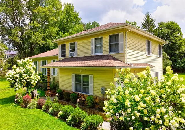 Photo 3 of Single family home for sale at 504 Ridge Rd, Hamptonburgh, NY 10916 | MLS# 1036161 | Listing updated on 2026-08-24