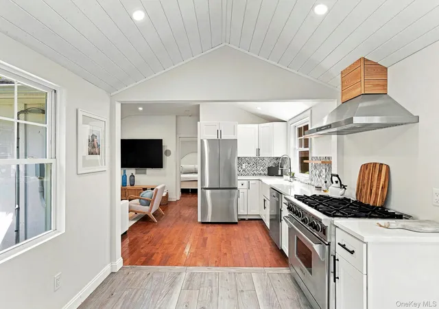 Photo 2 of Single family home for sale at 22 Matthews Dr, Southampton, NY 11972 | MLS# 1036186 | Listing updated on 2026-09-20