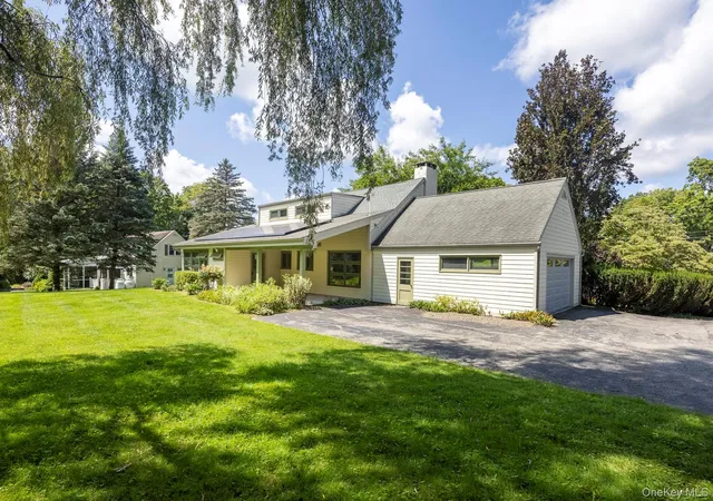 Photo 4 of Sale Pending at 12 Ciferri Dr, Washington, NY 12545 | MLS# 1036190 | Listing updated on 2026-09-24