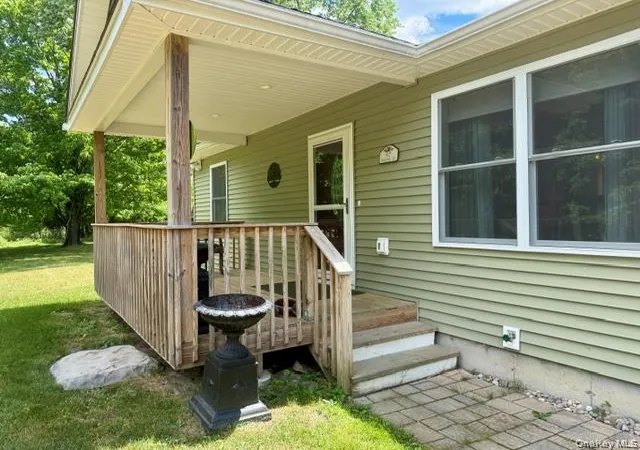 Photo 3 of Single family home for sale at 517 Crescent Ave, Plattekill, NY 12528 | MLS# 1036199 | Listing updated on 2026-08-16