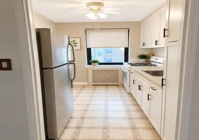 Photo 3 of House for sale at 140-14 28th Road #6A, New York, NY 11354 | MLS# 1036202 | Listing updated on 2026-09-03